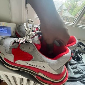 Balenciaga triple s off white-grey